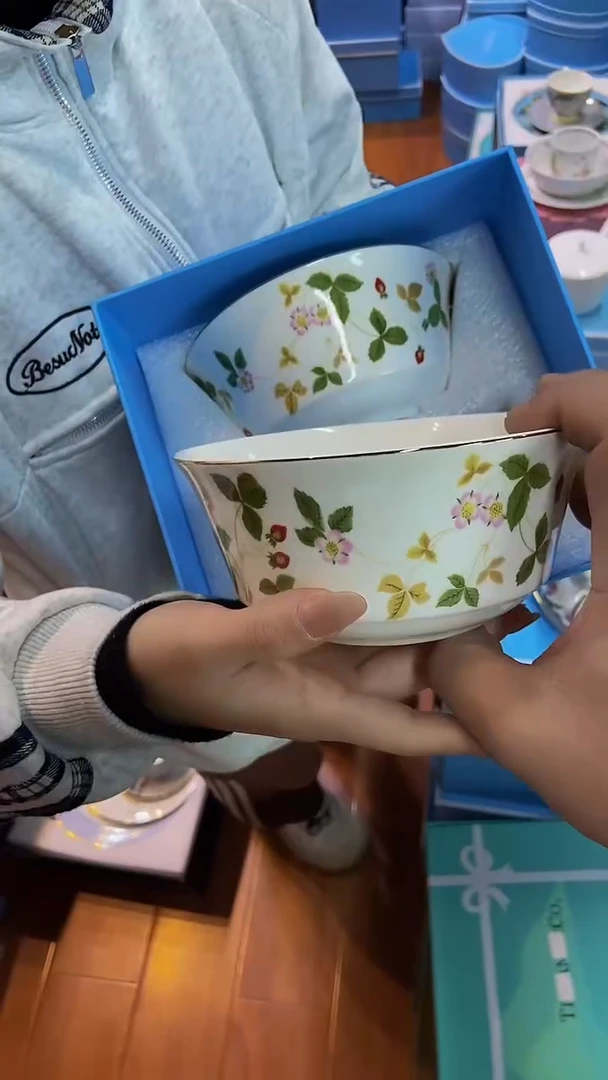 【闪购商品】鸿辉家品牌瓷器，京东包邮！