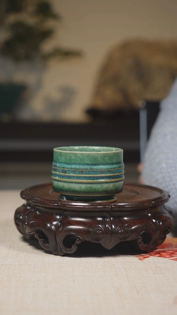 其他五大名窑-钧窑绿釉旋纹杯