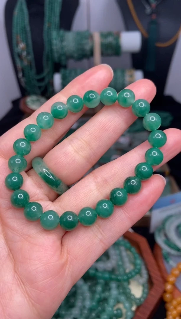 合金手链石英质玉（非洲翠）7+mm手串