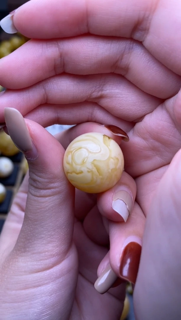 【闪购商品】琥珀裸石未镶嵌大小姐珠宝严选109