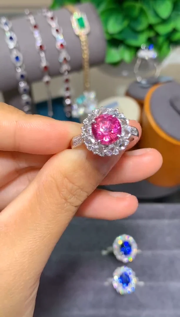 戒指彩色蓝宝石18K金镶嵌3.12CT