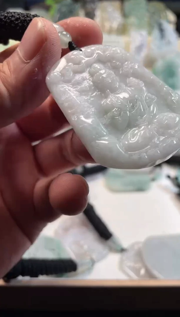 颈饰未镶嵌翡翠11/19/162