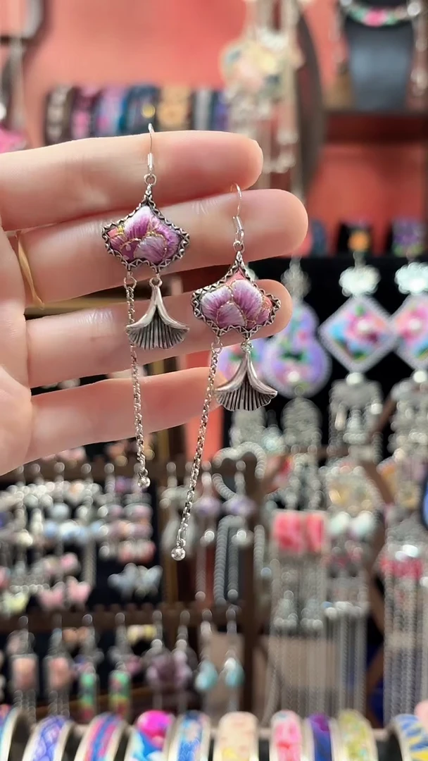 织绣 云织谣民族风精美饰品   151