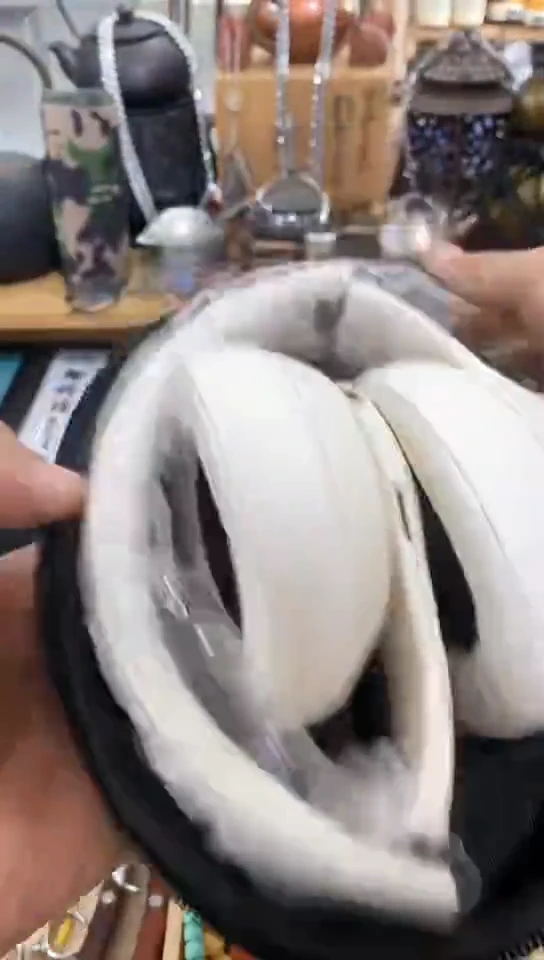 瓷片闪购商品  如图所示
