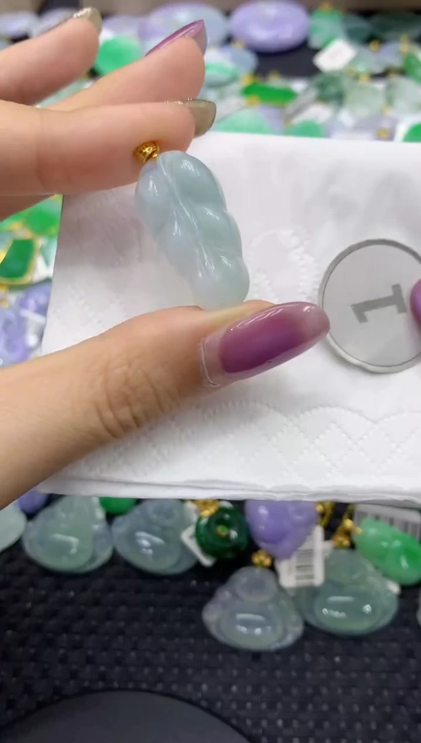 颈饰未镶嵌翡翠天然缅甸翡翠A货