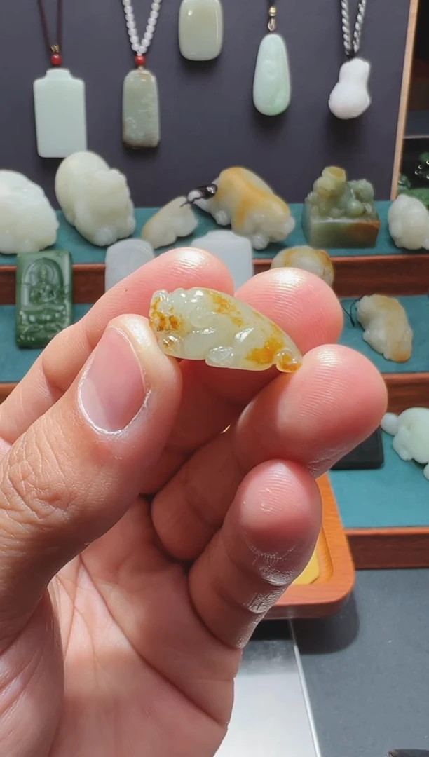 【闪购商品】和田玉吊坠(不含链)未镶嵌1