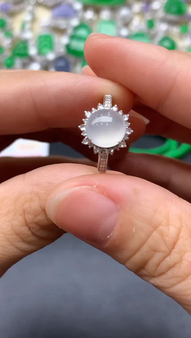 18K金镶嵌戒指翡翠447-中国好珍宝