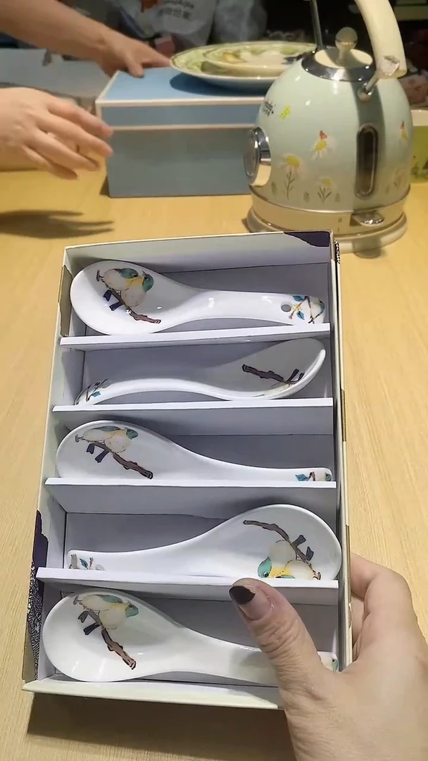 【闪购商品】瓷片锅碗瓢盆一件不剩