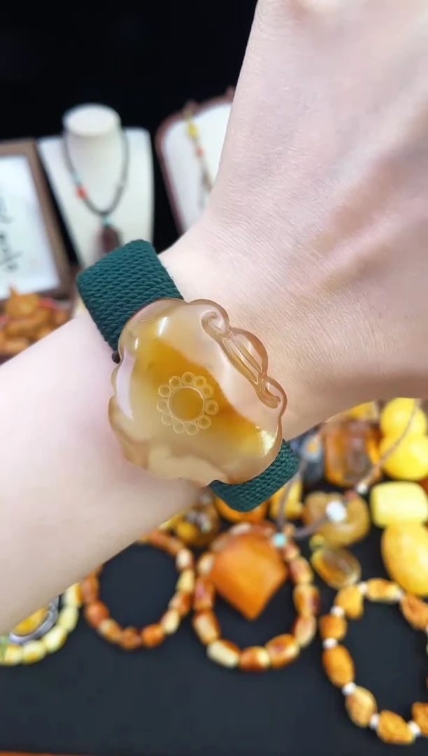琥珀未镶嵌珠宝奇石柒月