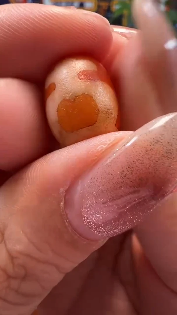 玛瑙/玉髓（覆膜）颈饰未镶嵌21.（微瑕）