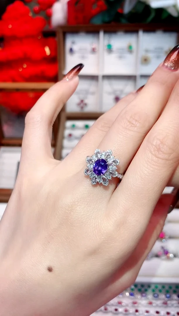 戒指变色蓝宝石18K金镶嵌1.07ct/天然宝石/七天无理由