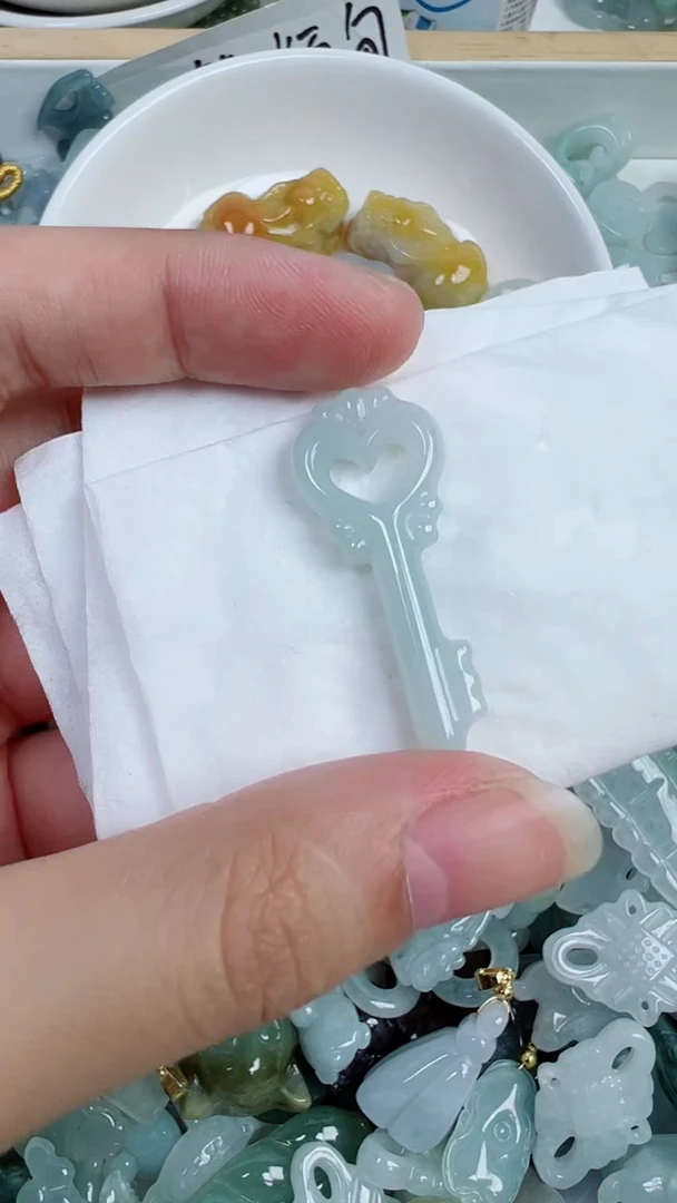 散珠翡翠524号链接，A货翡翠