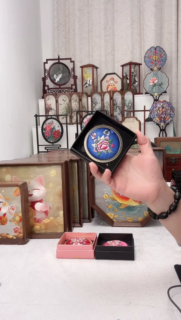 扇子苏绣作品手工精品首饰盒