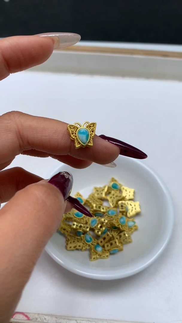 合金散珠玛瑙/玉髓M843 合琻 蓝蝴蝶4个6.8元