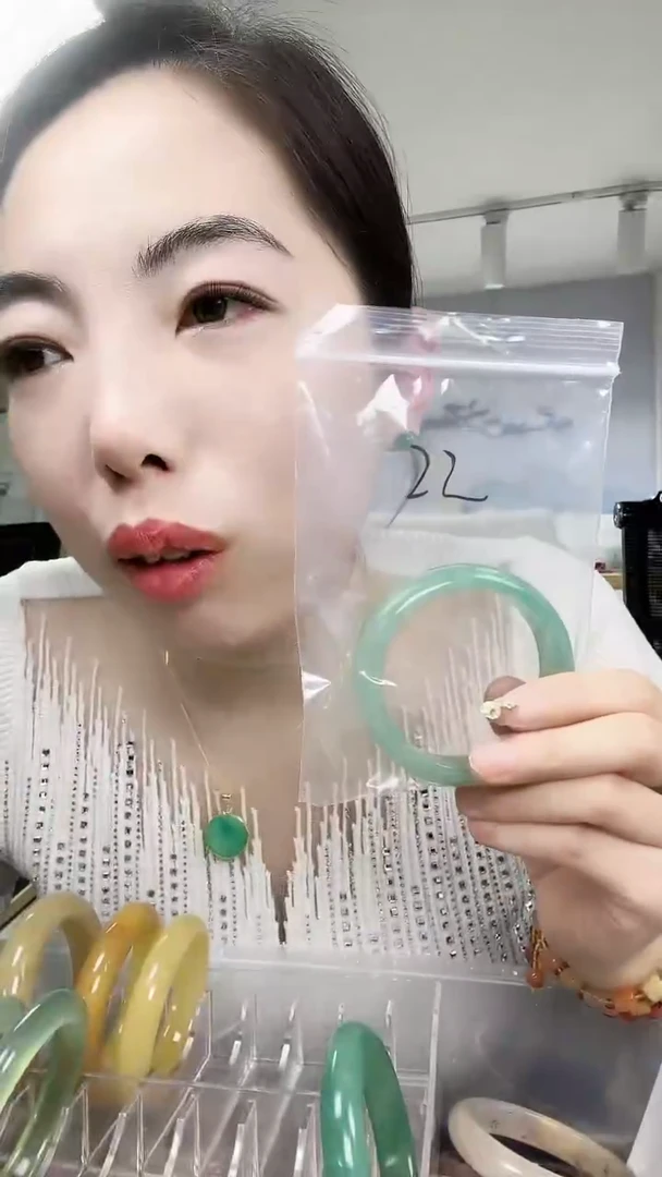 【闪购商品】东陵石手镯未镶嵌东陵玉手镯 56-58 圈口微瑕