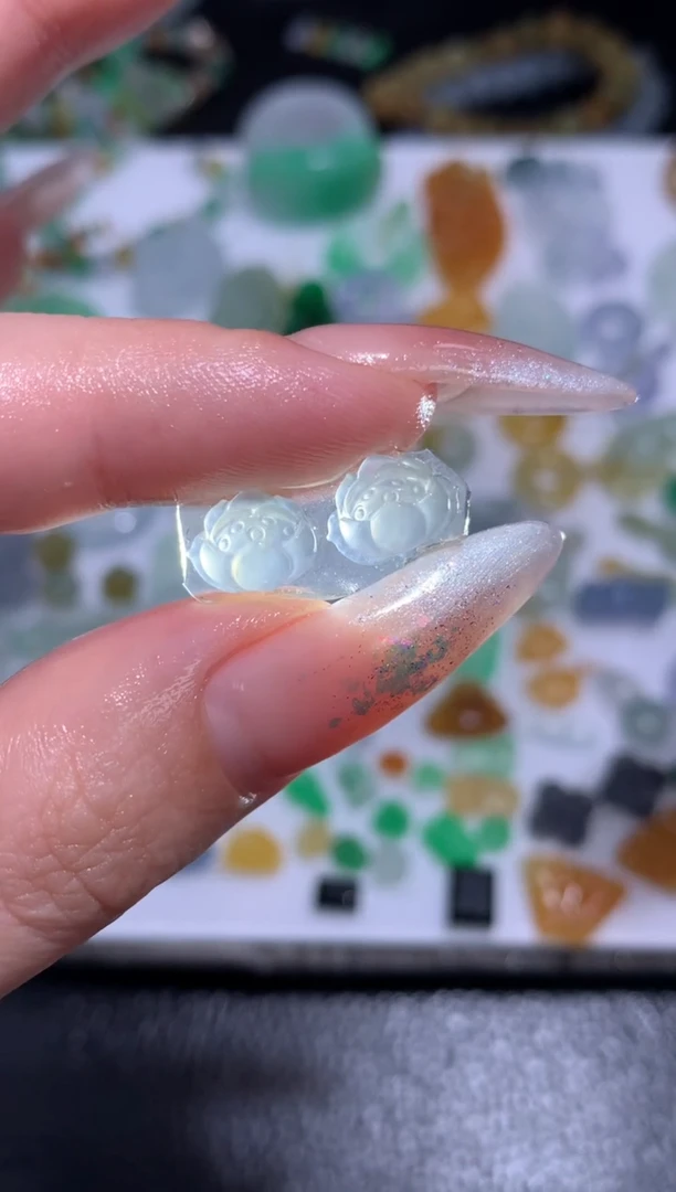 未镶嵌定制翡翠一对莲花