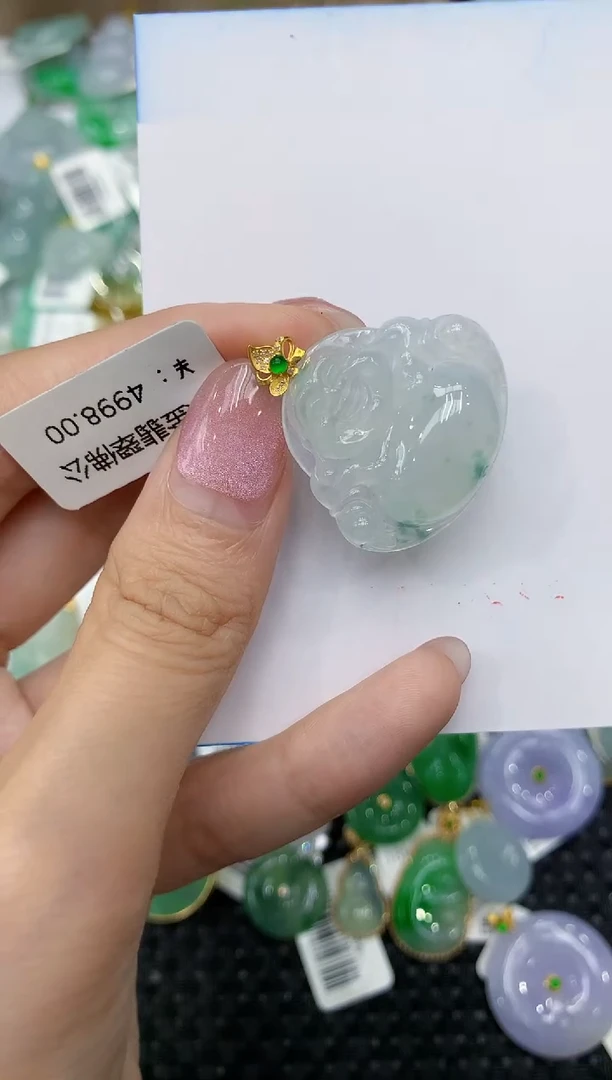 翡翠18K金镶嵌颈饰111111111