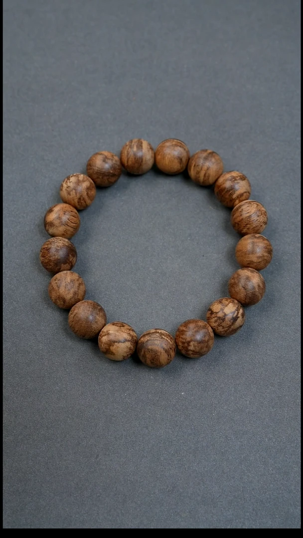 沉香手串12mm柬埔寨鹧鸪斑12.26g