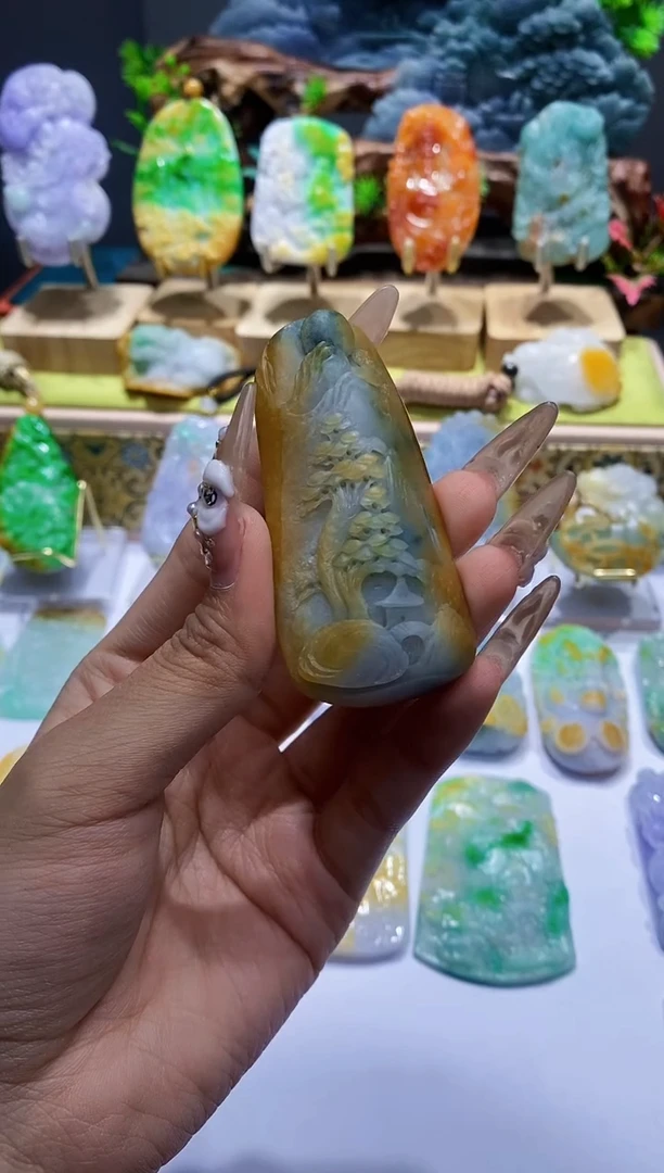 【闪购商品】定制翡翠未镶嵌翡翠A货