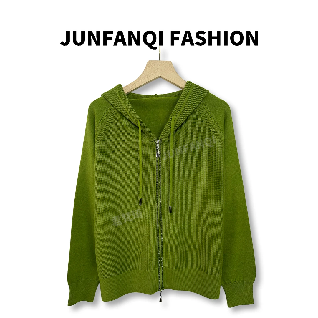 JUNFANQI/君梵琦春季新款休闲烫钻拉链连帽开衫女士上衣25150#