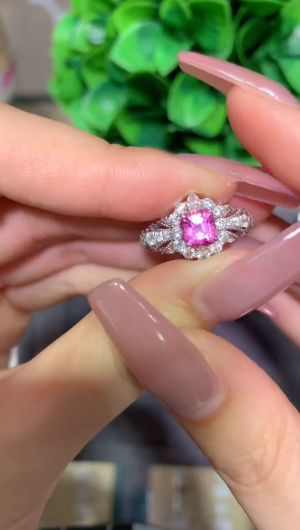 戒指彩色蓝宝石18K金镶嵌1.16CT