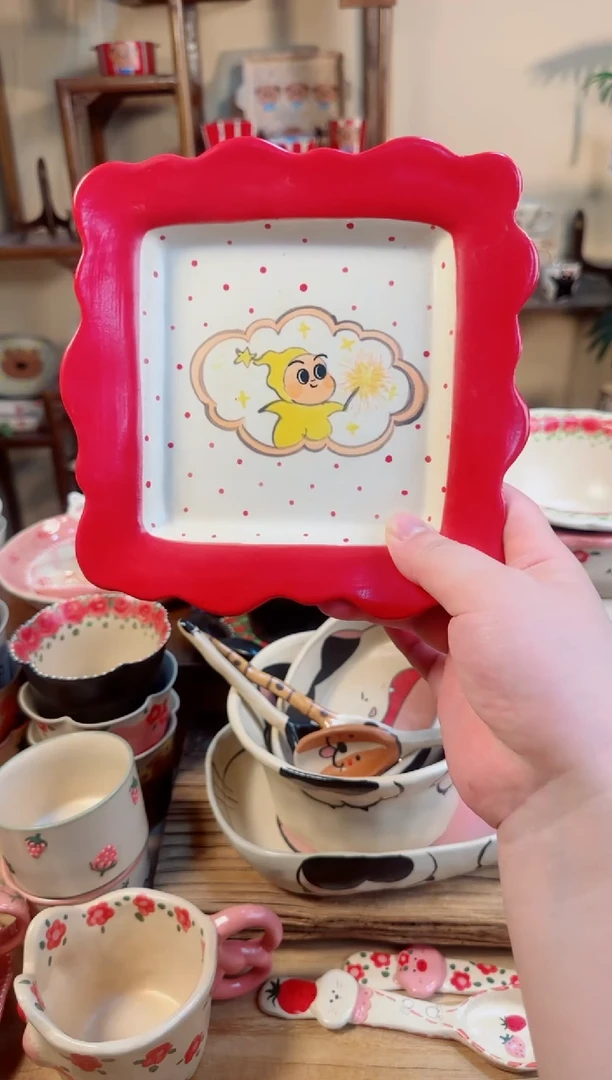 陶瓷星星人方盘【十里高温釉下彩陶瓷】