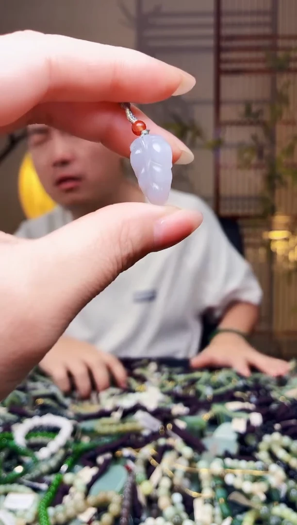 颈饰未镶嵌和田玉多样性发货，拍一发一