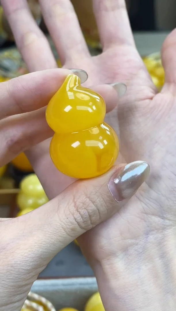 裸石琥珀未镶嵌J76