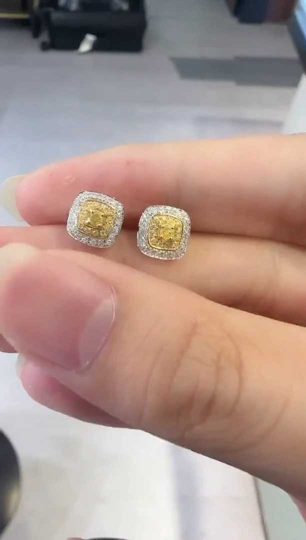 18K金镶嵌耳钉钻石00158 黄钻耳钉