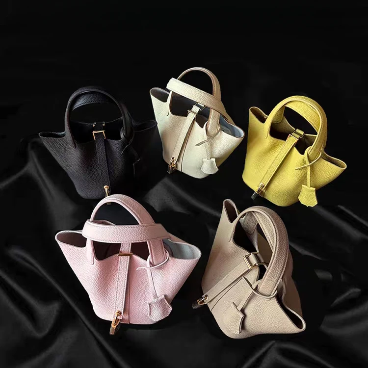 新款真皮女包 菜篮子水桶包18cm 经典百搭时尚手提手拎包