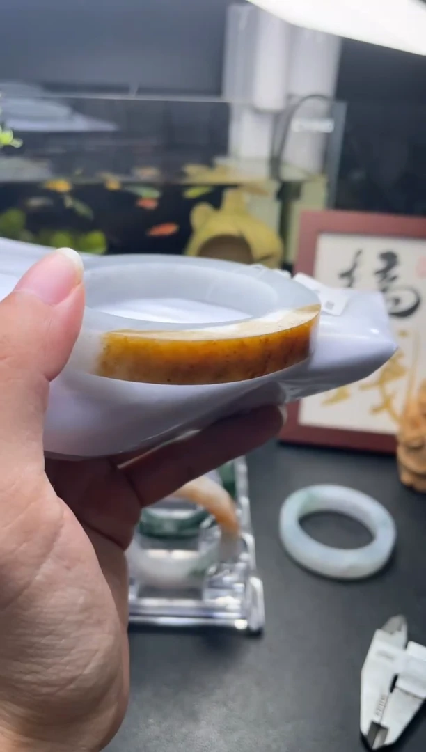 未镶嵌毛胚手镯定制翡翠毛胚定制