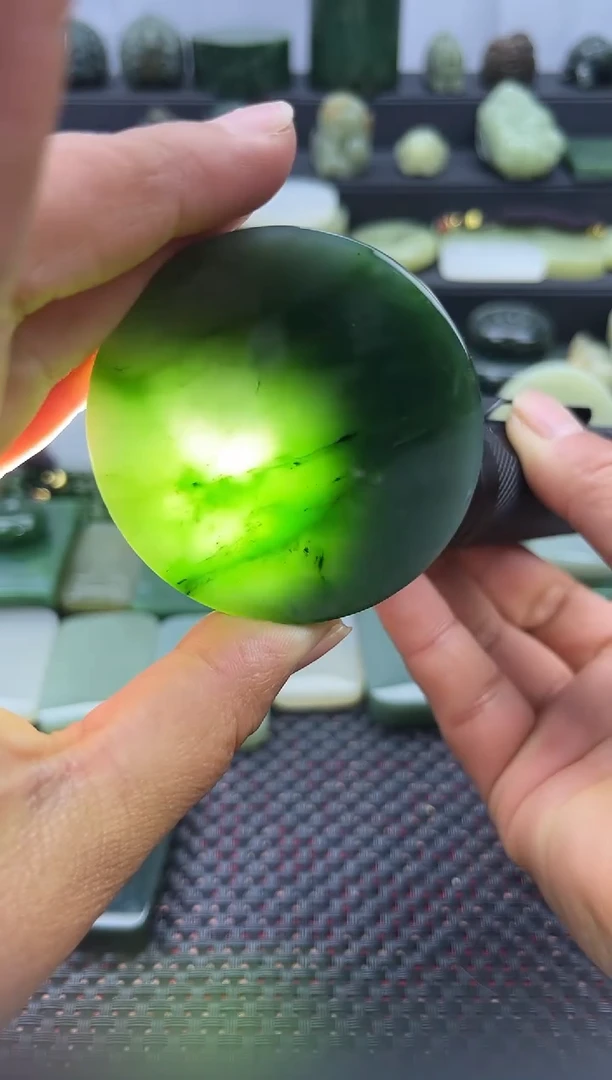 未镶嵌和田玉珠宝半成品镯芯