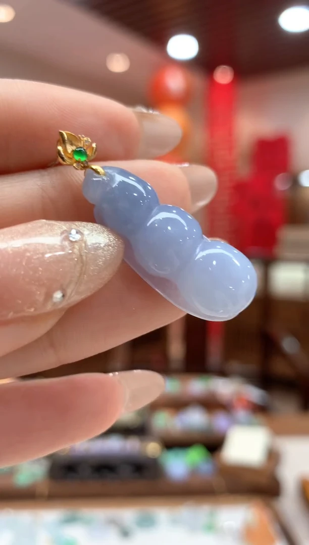 【闪购商品】翡翠吊坠(不含链)18K金镶嵌豆子