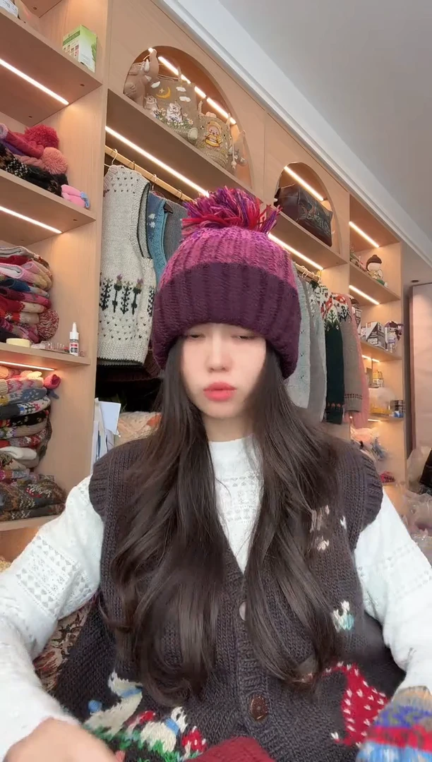 羊毛紫气东来翻边帽