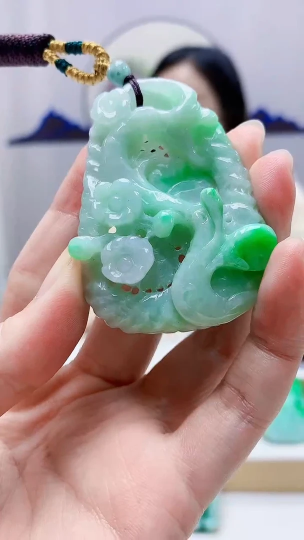 未镶嵌定制翡翠4852zm-毛货挂件55