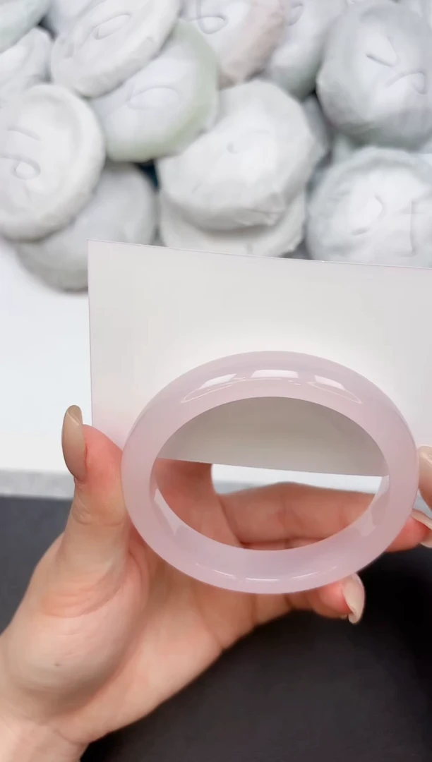 未镶嵌手镯石英岩玉269/54.4