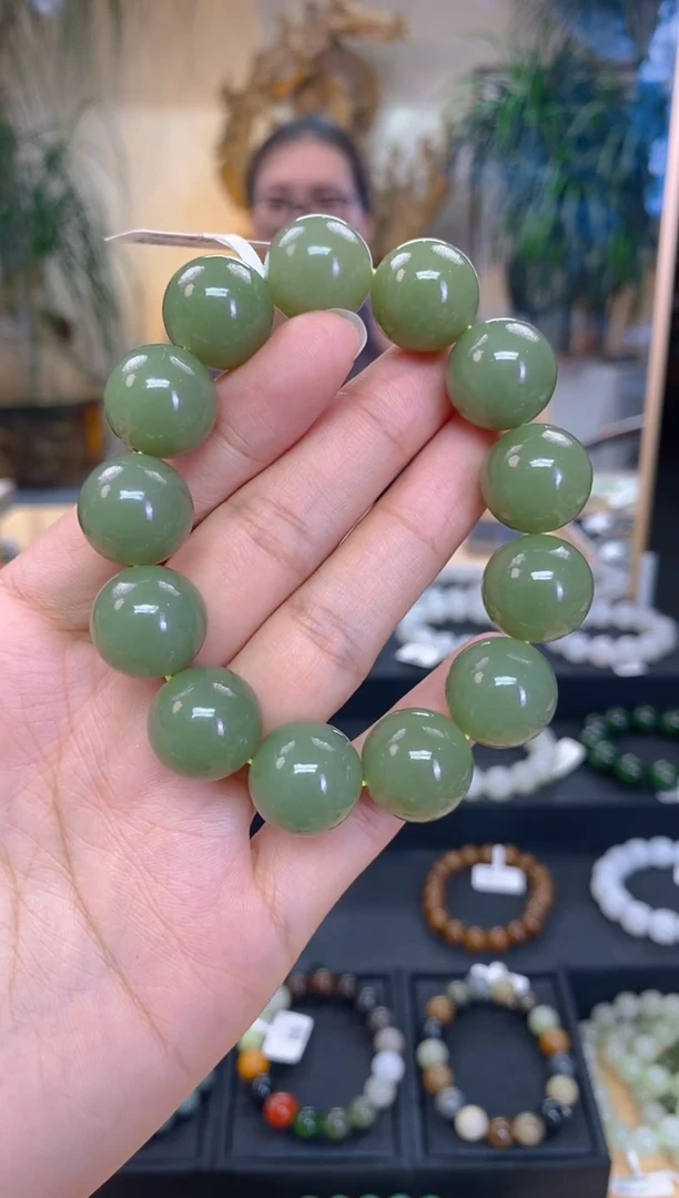 未镶嵌手串和田玉卡16