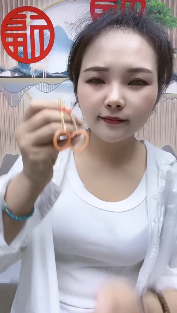 翡翠未镶嵌耳饰A30FDDGDGFDGDF