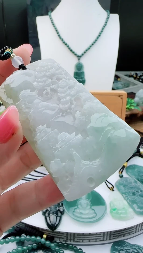 【闪购商品】翡翠颈饰未镶嵌11111111