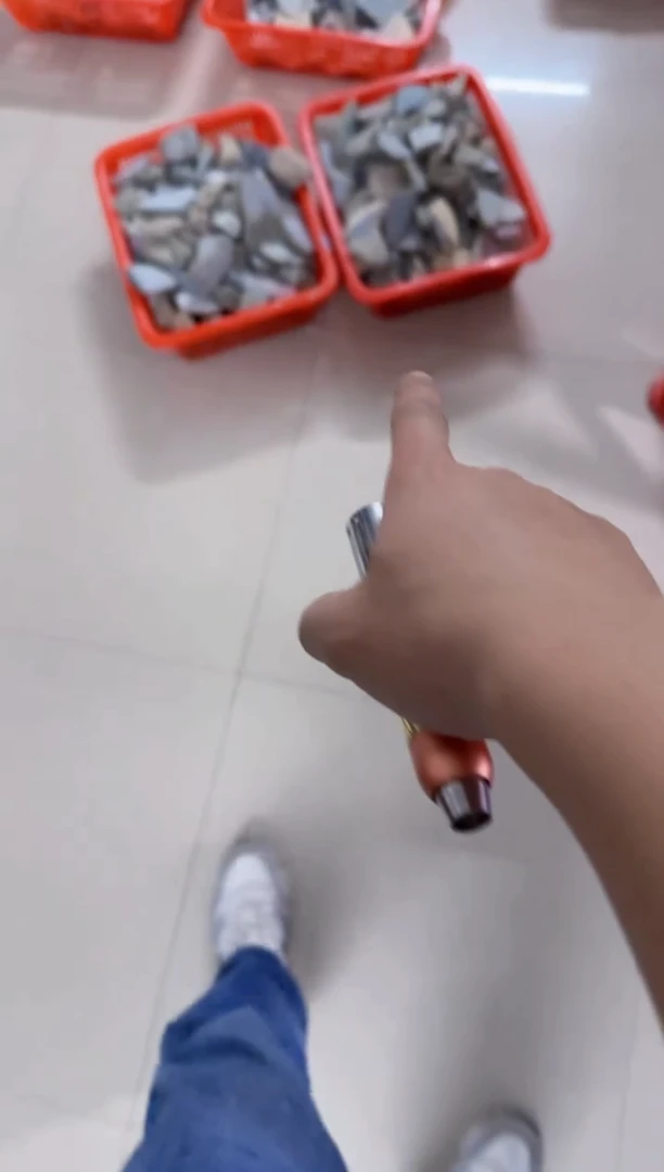 【闪购商品】翡翠颈饰未镶嵌11个翡翠