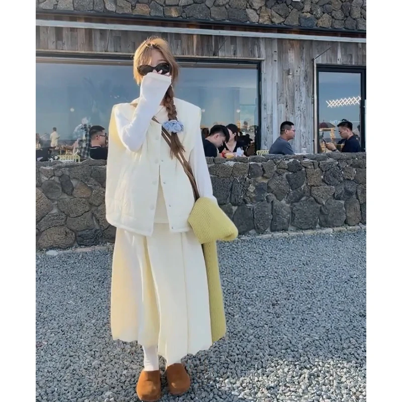 2025秋季新款法式设计感圆领宽松马甲内搭长袖上衣百搭高腰半身裙