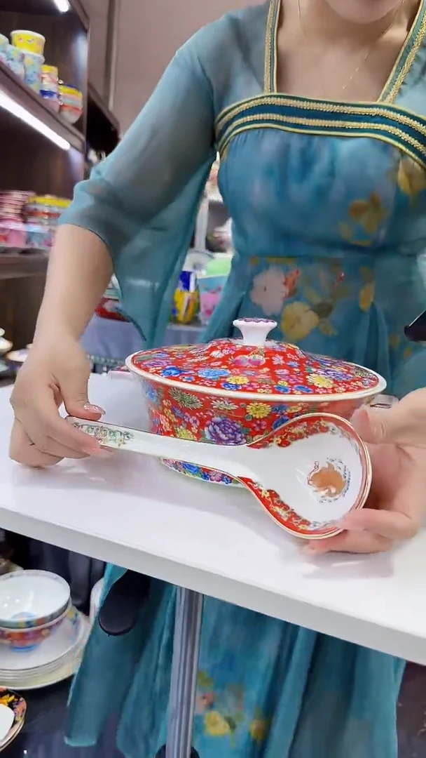 瓷片10英寸公主堡1个加大汤勺1个