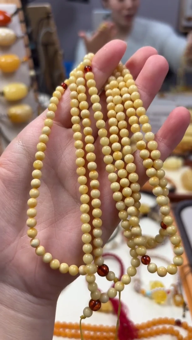 【闪购商品】蜜蜡裸石未镶嵌手链多样性发一件