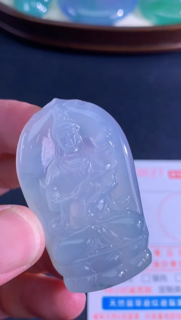 翡翠未镶嵌颈饰天然A货翡翠