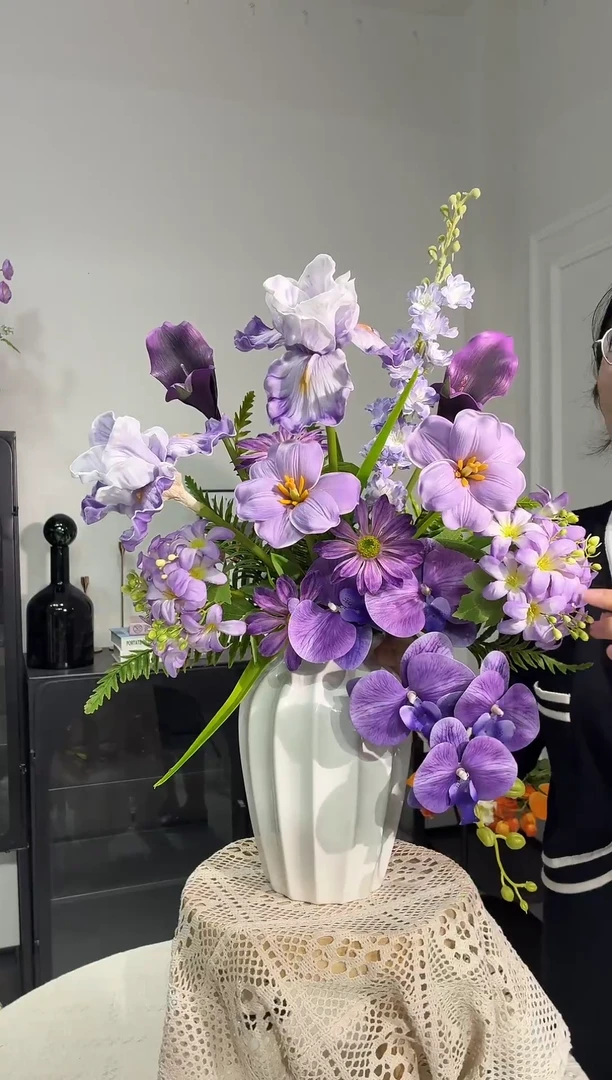 紫色花束+陶瓷花瓶（双十一专属福利）