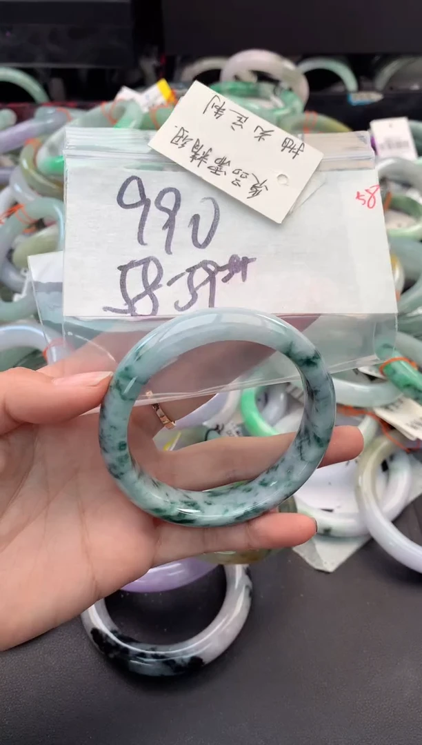 【闪购商品】定制翡翠未镶嵌毛货需精细抛光+多人