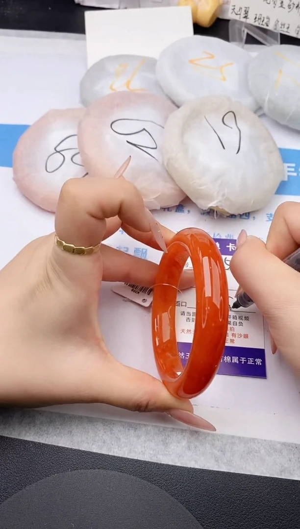 未镶嵌手镯石英质玉w25-HHB59+