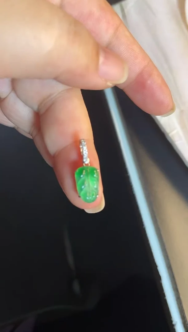 吊坠(不含链)银S925镶嵌翡翠1