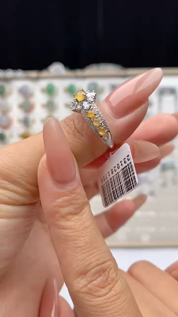 翡翠戒指银S925镶嵌天然A货翡翠