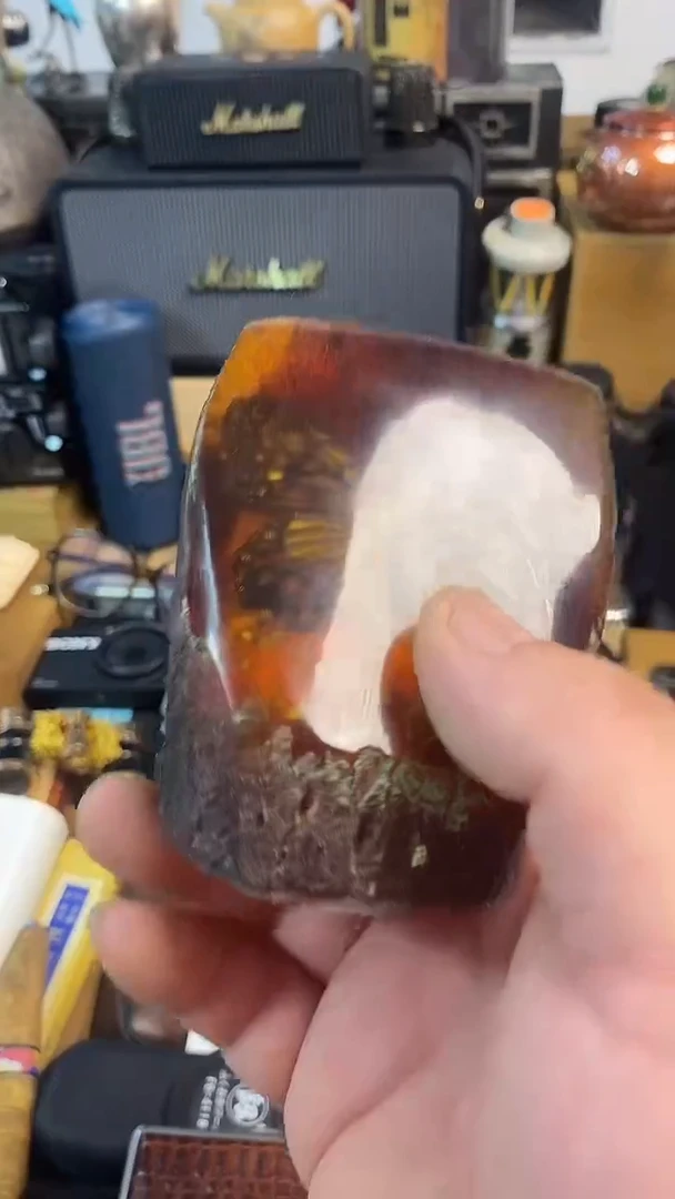 瓷片闪购商品，如图所示